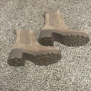 Women's Tan Ankle Boots